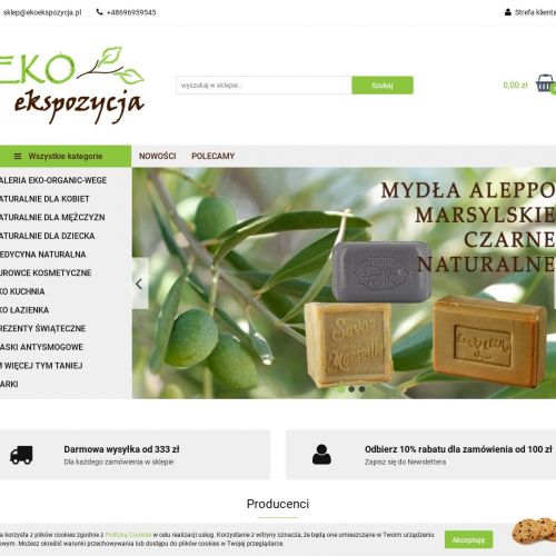 Tablice korkowe z mapą świata